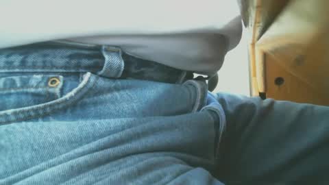 Bruce online show from 02.04.25