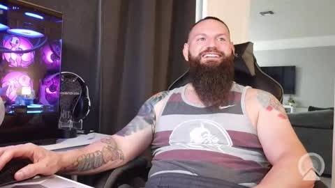 Snapshot of sflmarriedguy chatting on 04.24.26 SouthFloridaStr8guy online show from 04.24.26