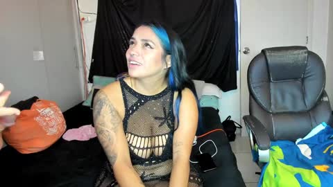 Snapshot of sgmr chatting on 12.21.24 MiaSergio online show from 12.21.24