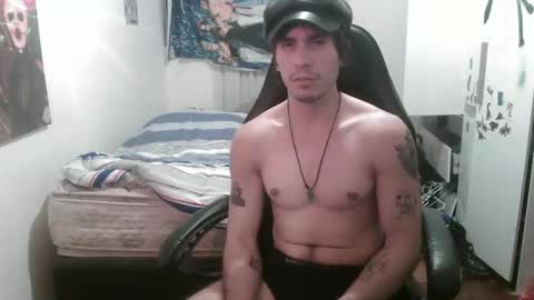 Snapshot of shacoklown chatting on 04.09.26 shacoklown online show from 04.09.26