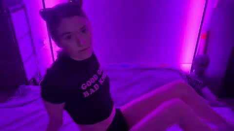 shadebabe online show from 02.01.26
