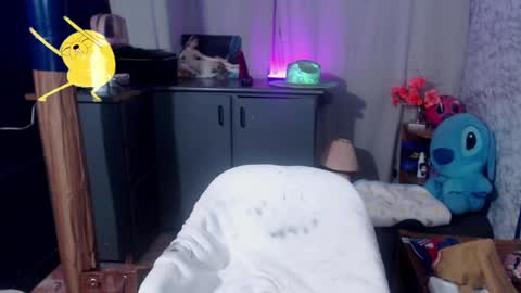 Snapshot of shaden_1 chatting on 01.24.25 Liz online show from 01.24.25