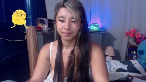 Snapshot of shaden_1 chatting on 01.30.25 Liz online show from 01.30.25