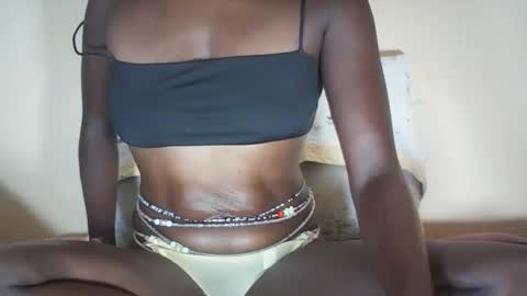 Snapshot of shadow_luxe chatting on 04.09.26 shadow_luxe online show from 04.09.26