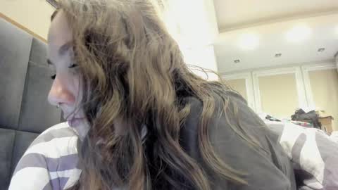 Snapshot of shadow_raffi chatting on 03.08.25 shadow_raffi online show from 03.08.25