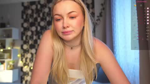 Sindy and Nancy  Next stream 1 December  online show from 03.05.26