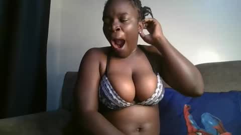 Snapshot of shadowsweet34 chatting on 03.10.26 val online show from 03.10.26