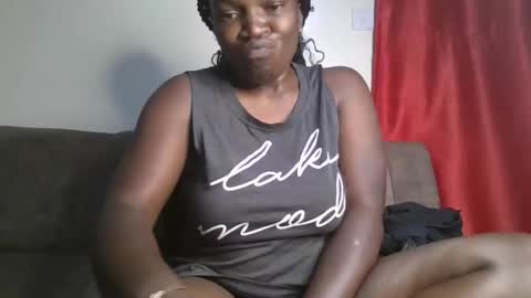 Snapshot of shadowsweet34 chatting on 04.04.26 val online show from 04.04.26