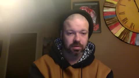 Snapshot of shadyyyyyy7 chatting on 01.22.25 Shady online show from 01.22.25