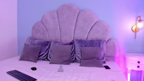 Snapshot of shaina_vasquez chatting on 02.26.25 Shaina Vasquez online show from 02.26.25