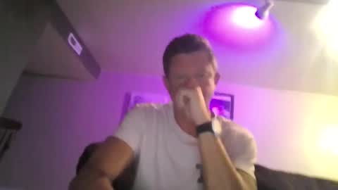 Snapshot of shake_something chatting on 05.27.26 Stroke Smoke online show from 05.27.26