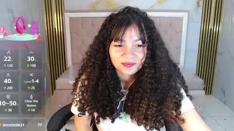 Snapshot of shalon_diaz_sub chatting on 02.22.25 Shalon online show from 02.22.25