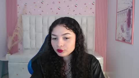 Snapshot of shalon_diaz_sub chatting on 10.17.25 Shalon online show from 10.17.25
