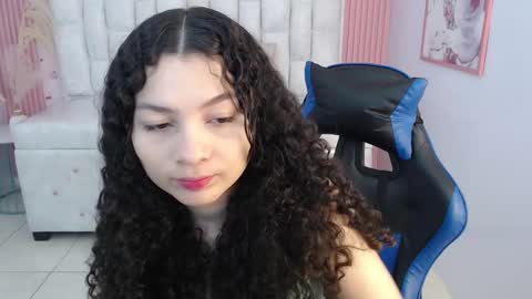 Snapshot of shalon_diaz_sub chatting on 10.27.25 Shalon online show from 10.27.25