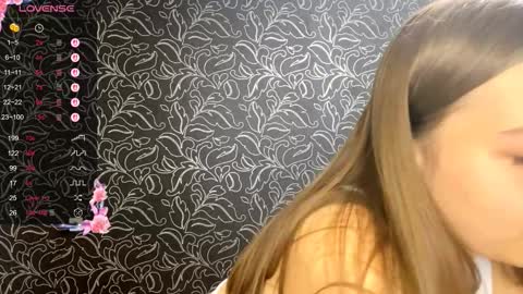 Iris online show from 10.05.25