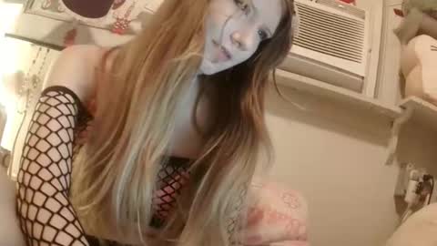 Snapshot of shampooprincess001 chatting on 03.21.26 shampooprincess001 online show from 03.21.26