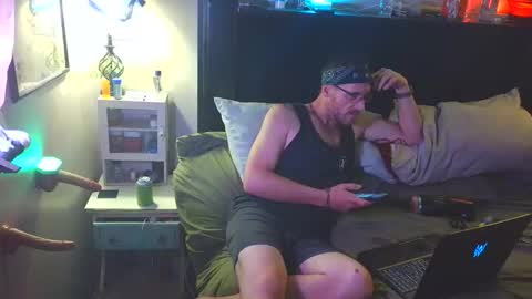 Snapshot of shane_and_shiloh chatting on 02.19.26 Shane Shiloh online show from 02.19.26