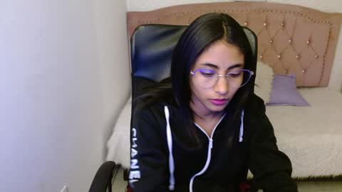 shanelle online show from 01.31.25