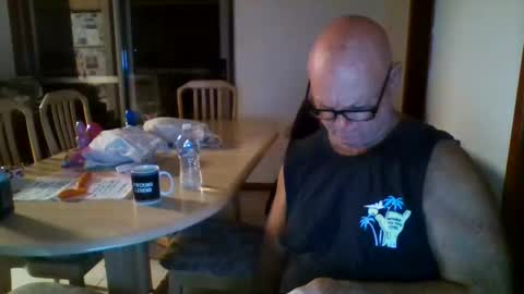 Snapshot of shaneo781570 chatting on 04.04.26 shaneo781570 online show from 04.04.26