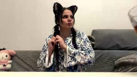 Helen online show from 06.24.26