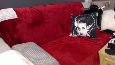 Shannon07 online show from 02.12.25