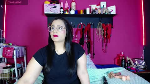 Shannon online show from 04.08.26