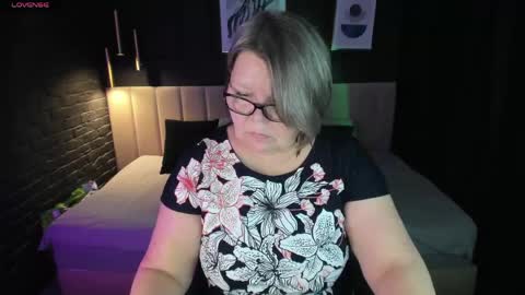 Shannon online show from 04.06.26