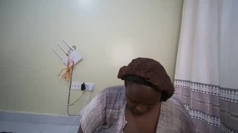 shanny_123 online show from 10.27.25