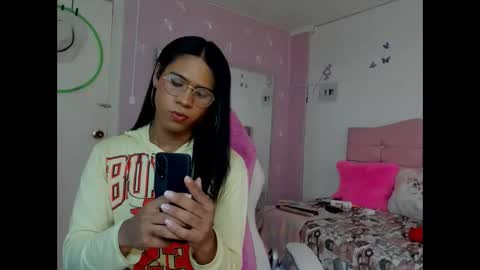 shanny_hill online show from 05.17.26