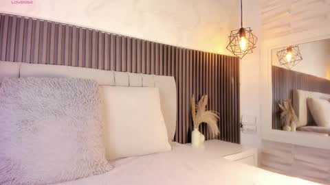 SHANON online show from 11.23.25