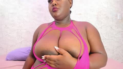 Snapshot of shantaladdams chatting on 10.15.25 Shantal online show from 10.15.25