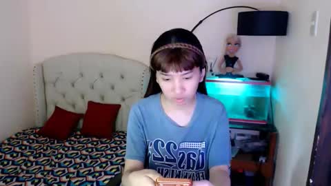 Snapshot of shantalfoxxy chatting on 02.05.26 SHANTA FOX s online show from 02.05.26