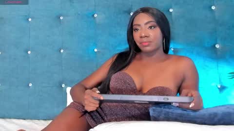 Snapshot of shantallmiller chatting on 04.17.26 Shantall Miller online show from 04.17.26