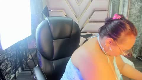 Shara Oz online show from 02.08.26