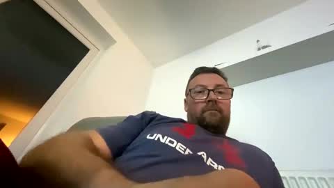 Snapshot of sharksboy16 chatting on 12.23.24 Sharksboy online show from 12.23.24