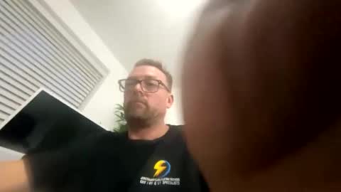 Snapshot of sharksboy16 chatting on 02.21.26 Sharksboy online show from 02.21.26