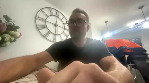 Snapshot of sharksboy16 chatting on 02.24.26 Sharksboy online show from 02.24.26