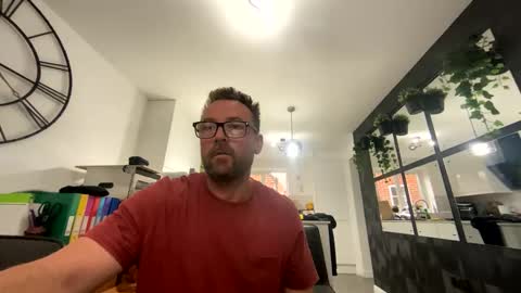 Snapshot of sharksboy16 chatting on 02.28.26 Sharksboy online show from 02.28.26