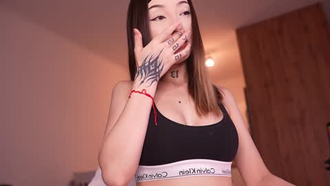 Sharlin  online show from 03.24.26