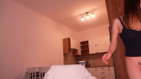 Sharlin  online show from 04.13.26