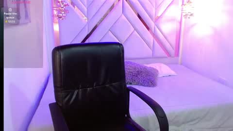 Snapshot of sharllote_ chatting on 05.29.26 Sharllote online show from 05.29.26