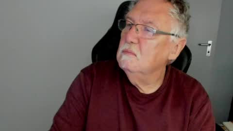 sharlots_pet online show from 05.16.26