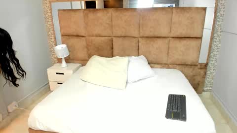  SHARLOTTE   online show from 02.25.26