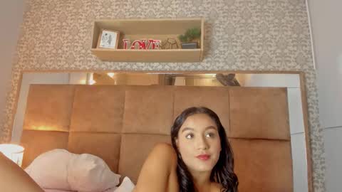 Snapshot of sharlottedoll chatting on 03.11.26 SHARLOTTE online show from 03.11.26