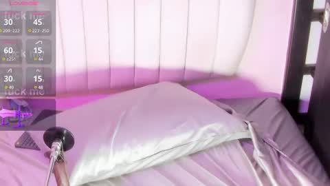 Snapshot of sharlotthe_bigass chatting on 06.20.26 sharlotthe_bigass online show from 06.20.26