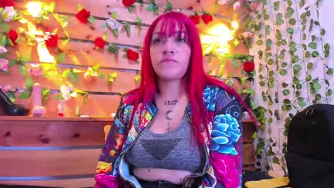 Snapshot of sharol_heart_ chatting on 09.28.25 Sharol online show from 09.28.25