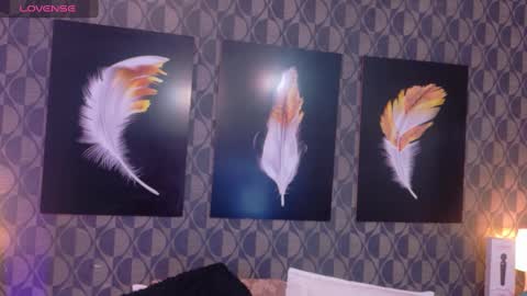 Snapshot of sharomross chatting on 02.19.25 Sharom online show from 02.19.25