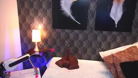 Sharom  online show from 02.10.26