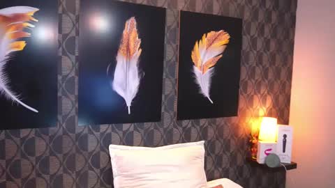 Sharom  online show from 03.14.26