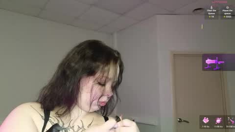 Snapshot of sharon_coxxx chatting on 05.15.26 Sharon online show from 05.15.26